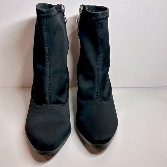 Boohoo womens chunky block heel pointed toe sock boots booties ankle boot Size 6 - Picture 13 of 13